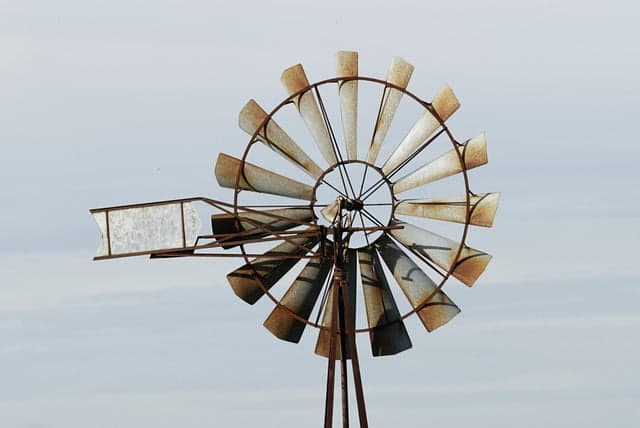 Éolienne domestique horizontale ancienne